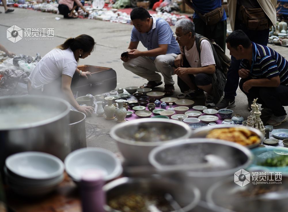 每周一凌晨3点整开市 瓷都景德镇有个这样的“鬼市”