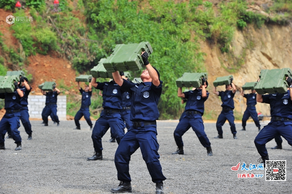 号令一出，动若风发！江西全警实战大练兵场面超燃