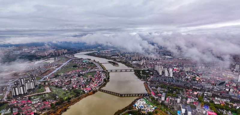 【视频】江西永丰：雨后云雾 犹如仙境