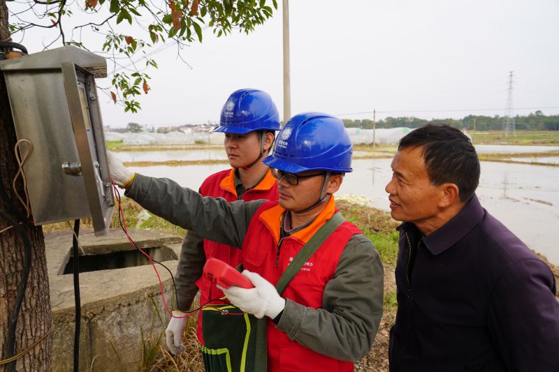 江西永丰：电力护春耕 服务零距离