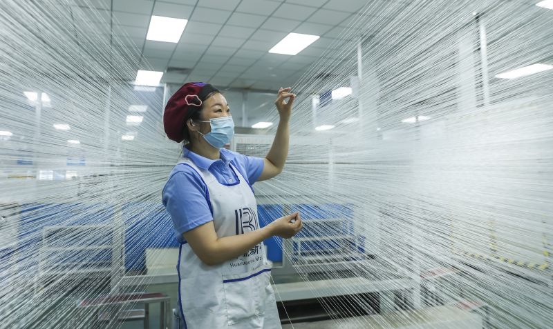 江西九江：赶制订单忙