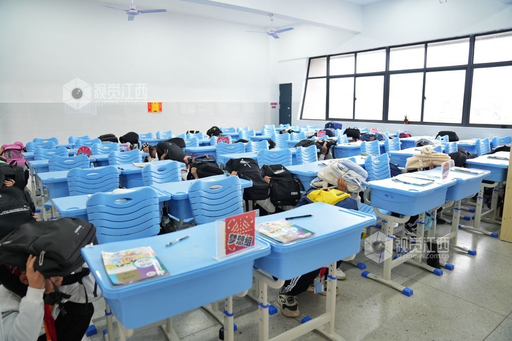 为迎接全国中小学生安全教育日，2023年3月24日，江西省萍乡市芦溪县芦溪镇第三中心学?？?ldquo;全国中小学生安全教育日”主题活动。